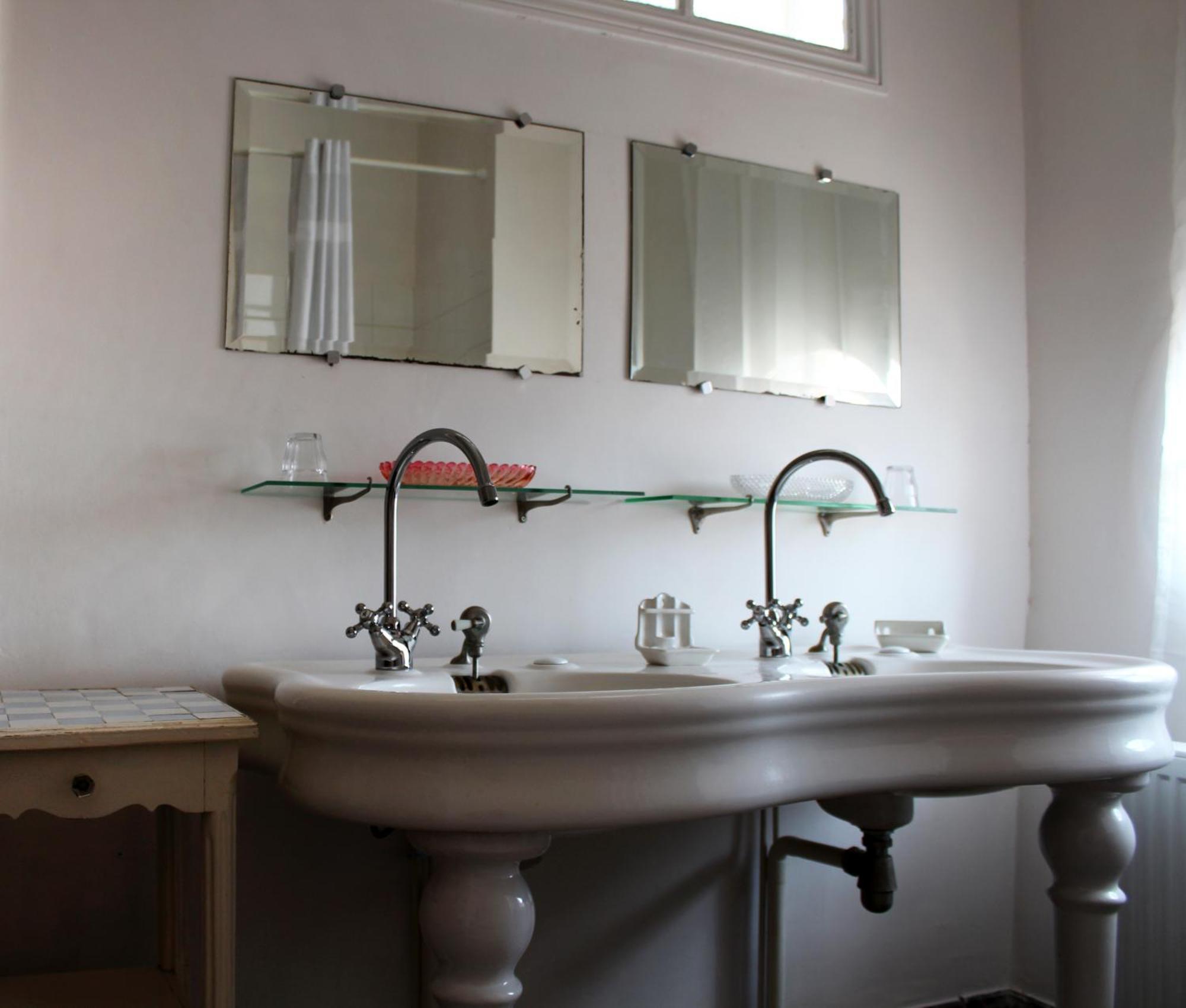 Chambres D'Hotes La Distillerie B&B Saint-Germain-du-Bois 외부 사진